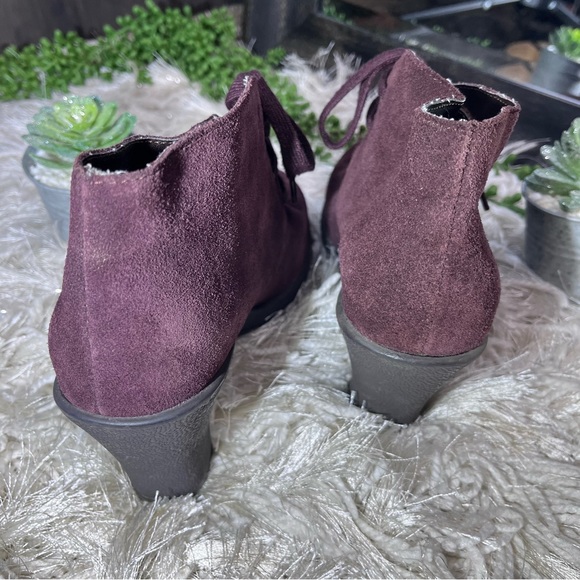 Aerosoles Ruffalo Suede Lace Up Bootie - EGGPLANT PURPLE - Size 8M - Picture 13 of 16